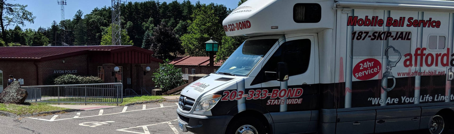 Mobile bail bonds service in Avon, CT